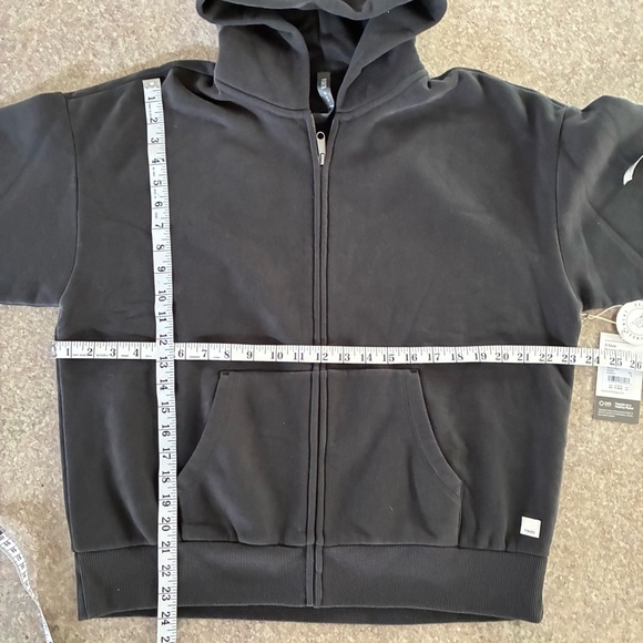 VUORI Restore Full Zip Hoodie - Washed Black SZ Medium VW2030 NWT - Picture 6 of 6